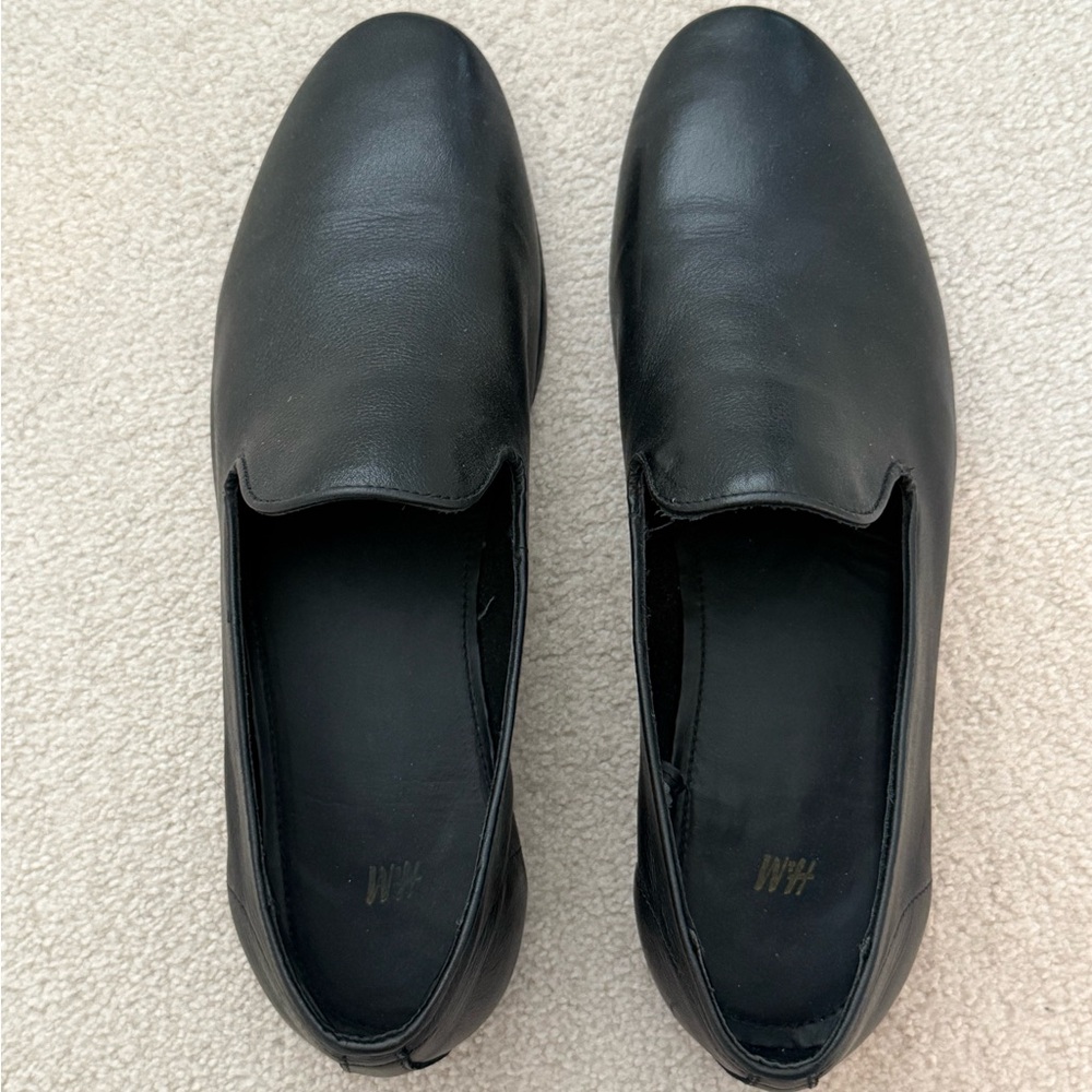 H&M Men's Classic Black Slip-On Leather Loafers Size 10